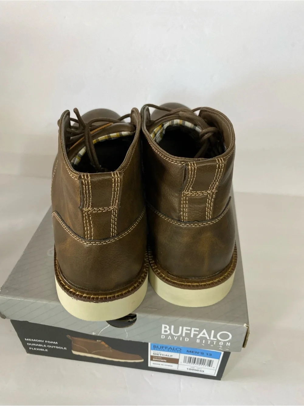 Buffalo David Bitton sturdy leather